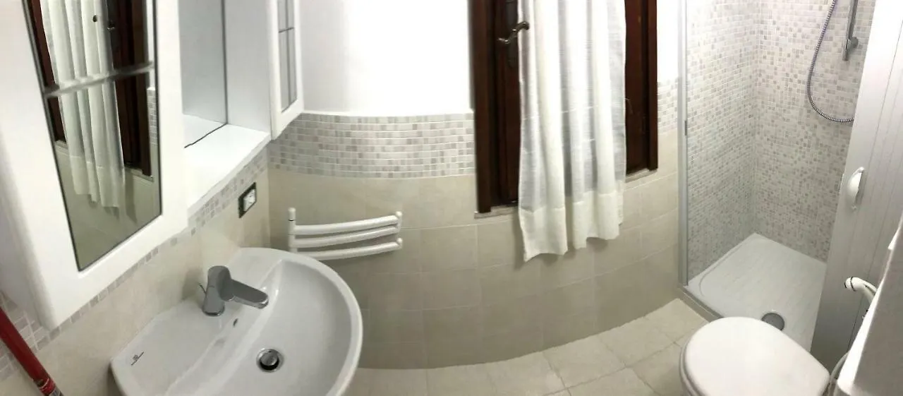Appartamento Lungomare مارتْشانا مارينا 0*,  إيطاليا