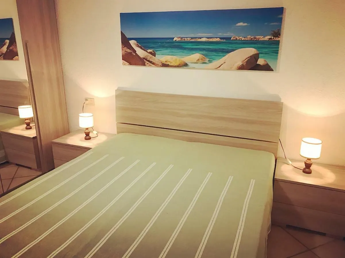 شقة Appartamento Lungomare مارتْشانا مارينا